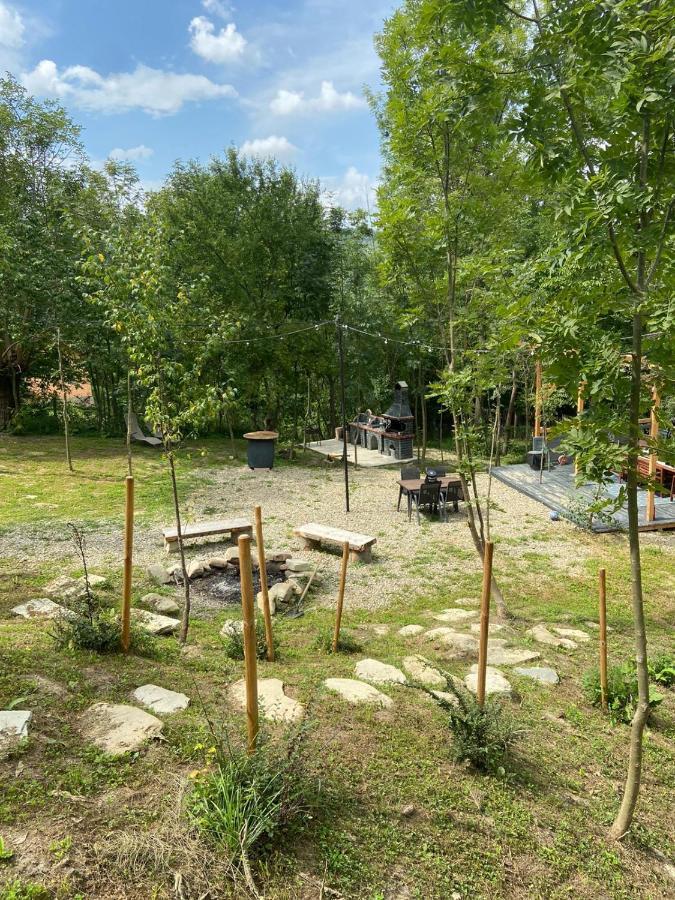 Loku' Villa Varbilau Eksteriør bilde